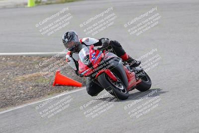 media/Mar-05-2023-TrackXperience (Sun) [[a95d40e56a]]/Group 2/session 2 turn 4/